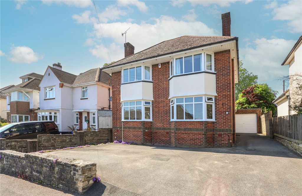 Property photo 1 of 16 Verulam Road