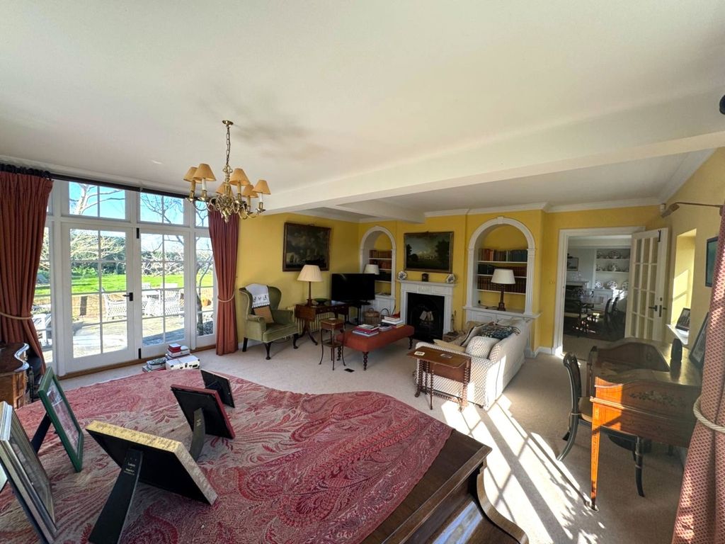 Property photo 3 of 15 Picture No. 26