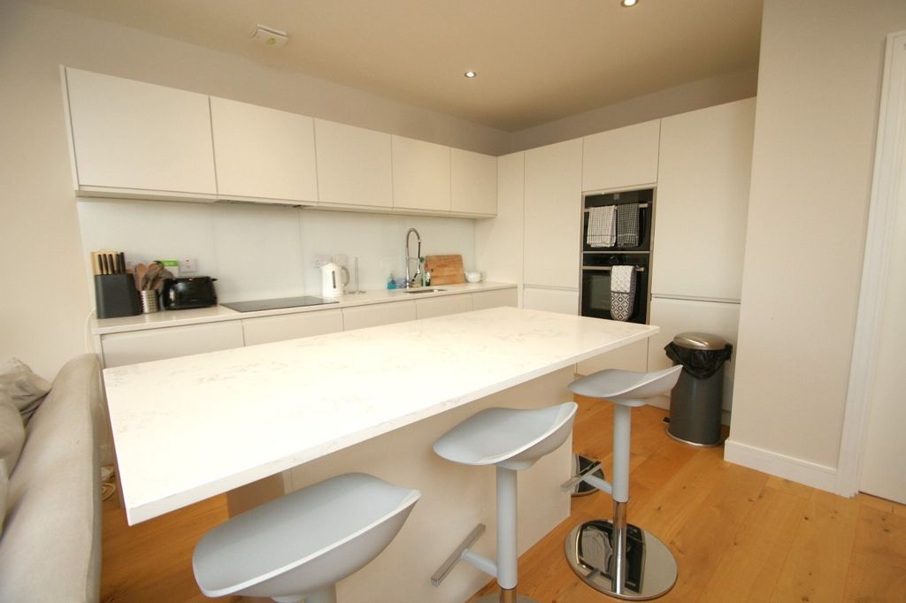 Property photo 2 of 19 0 General