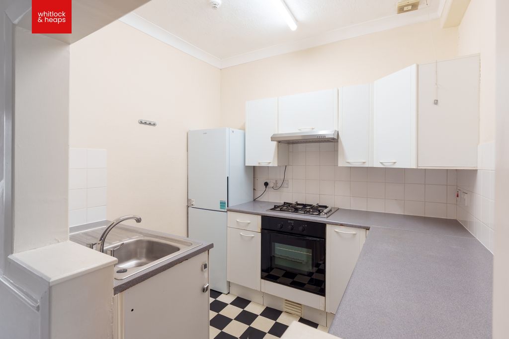 Property photo 2 of 8