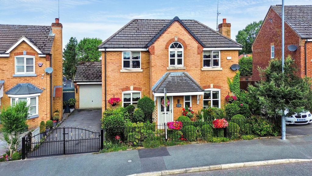 Property photo 1 of 37
