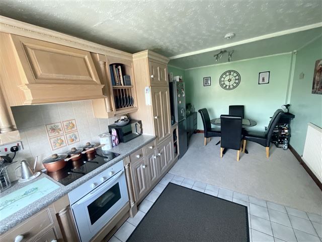 Property photo 2 of 21 Kitchen/Diner