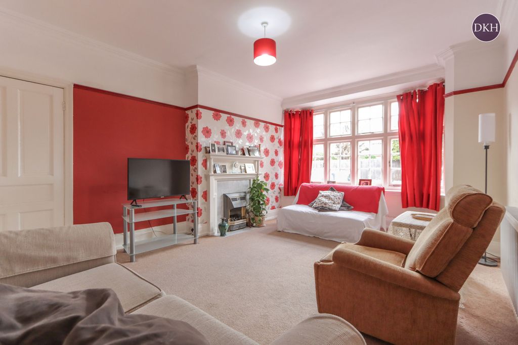 Property photo 2 of 16 Picture No. 03