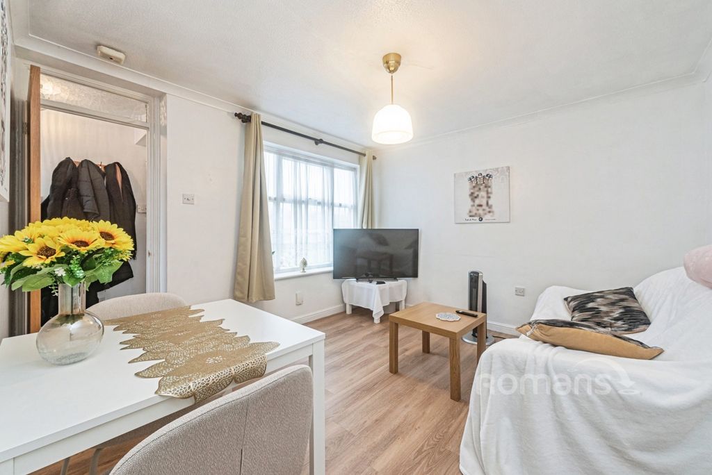 Property photo 2 of 13 Pbox-Img.Jpg