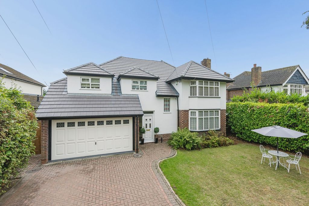 Property photo 1 of 64