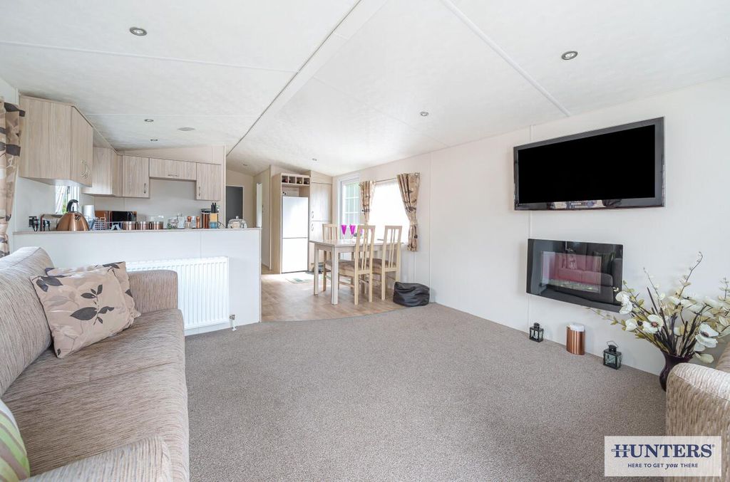 Property photo 3 of 16 ee0Bac67-52d7-4Ca2-ba60-F71B8Fb04406.Jpg