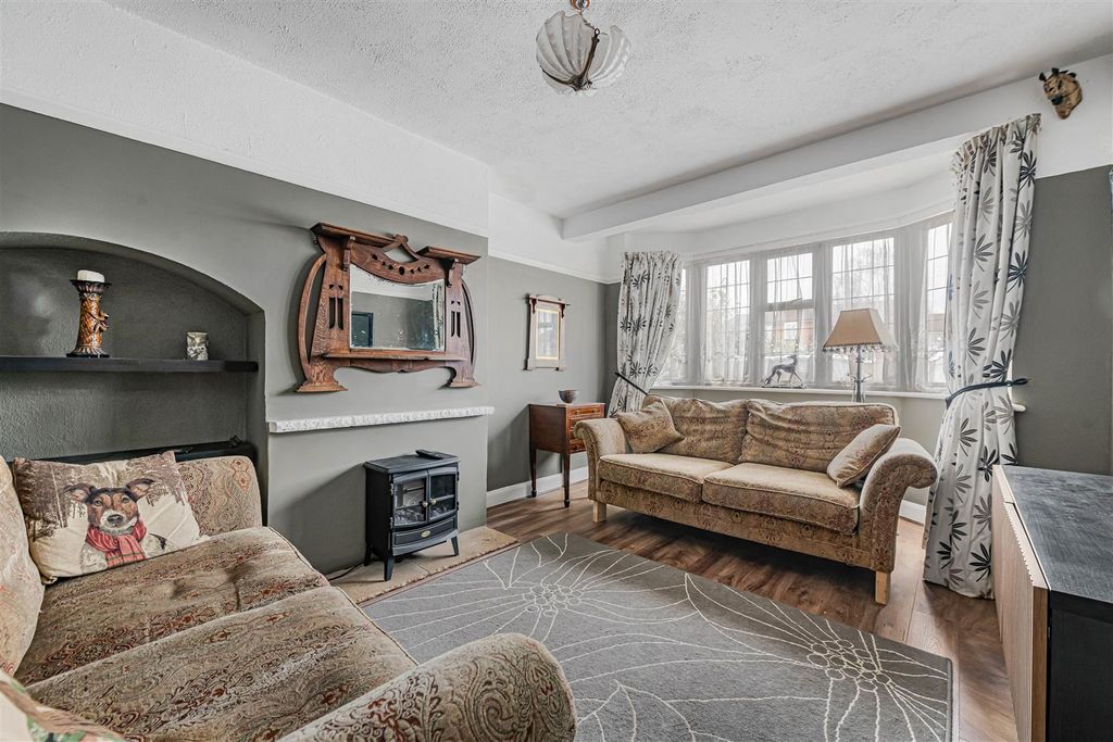 Property photo 3 of 11 9_70169.Jpg