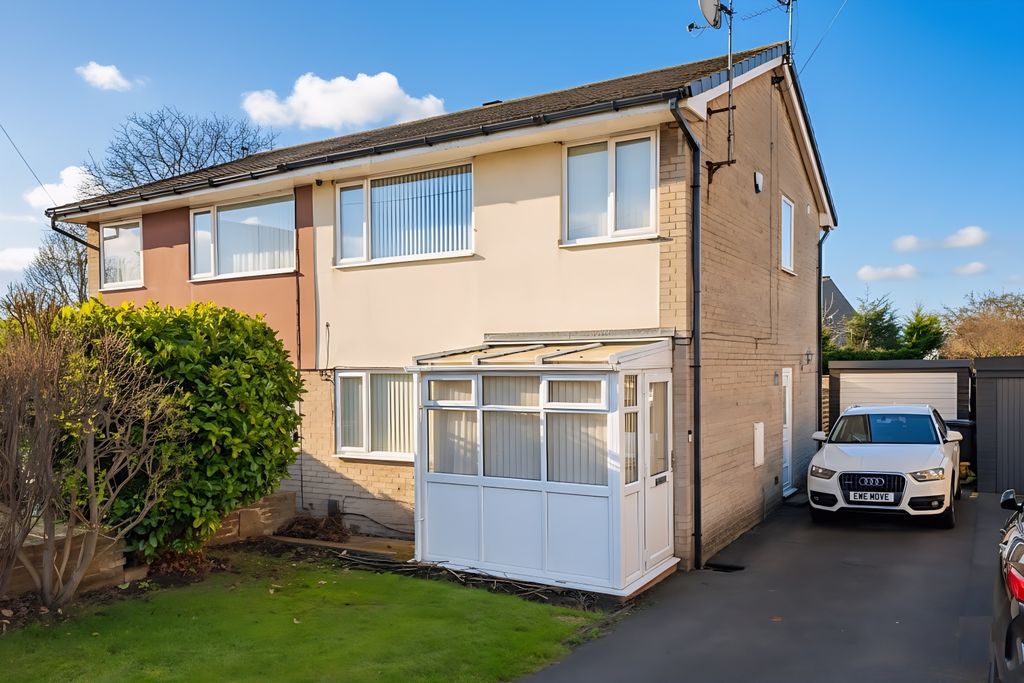 Property photo 1 of 20 Lilac Cliton Ewemove Brighouse (16)