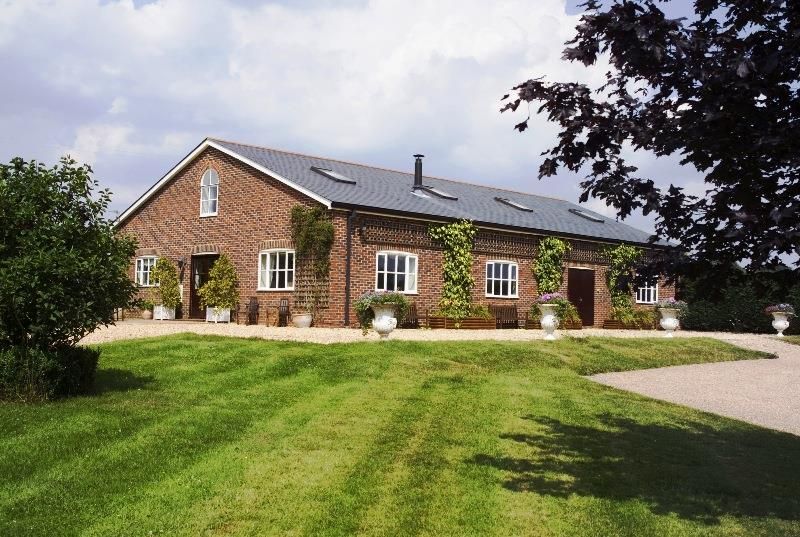 Property photo 1 of 9