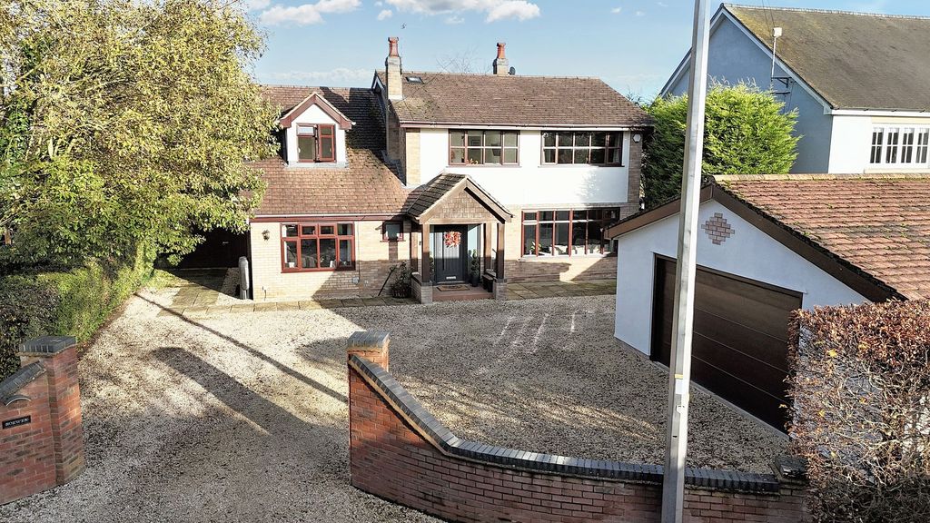 Property photo 1 of 42