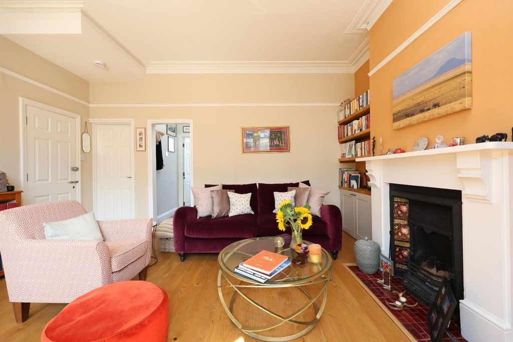 Property photo 3 of 17 Fff 20 Cotham Vale 6.Jpg