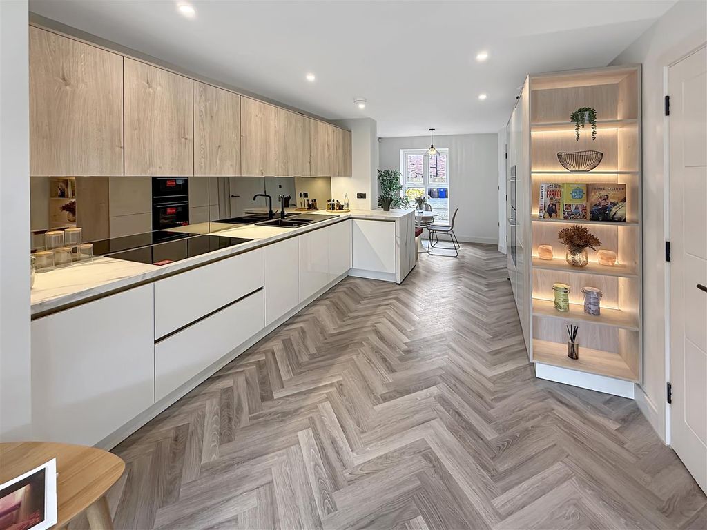 Property photo 1 of 14 Kitchen3.Jpg