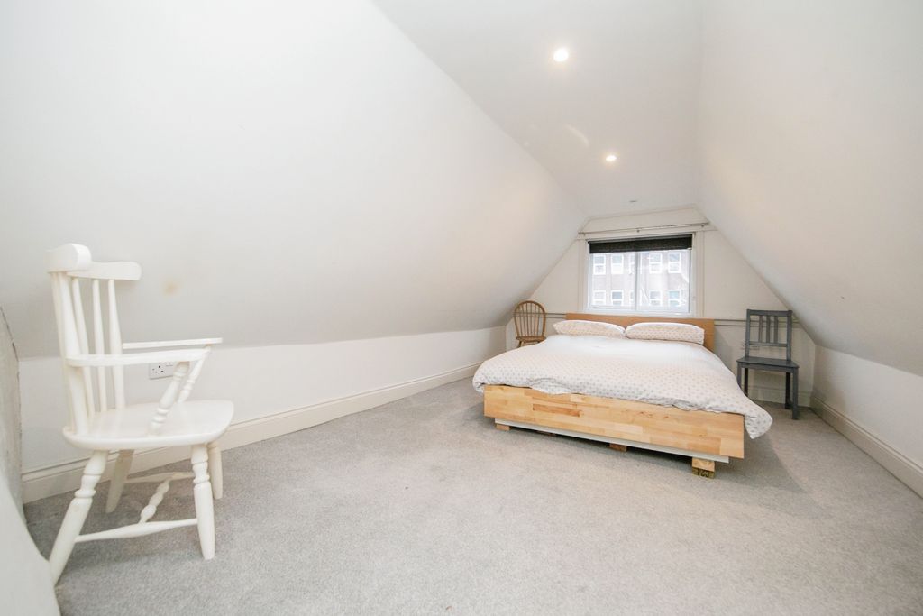Property photo 3 of 14 Photography