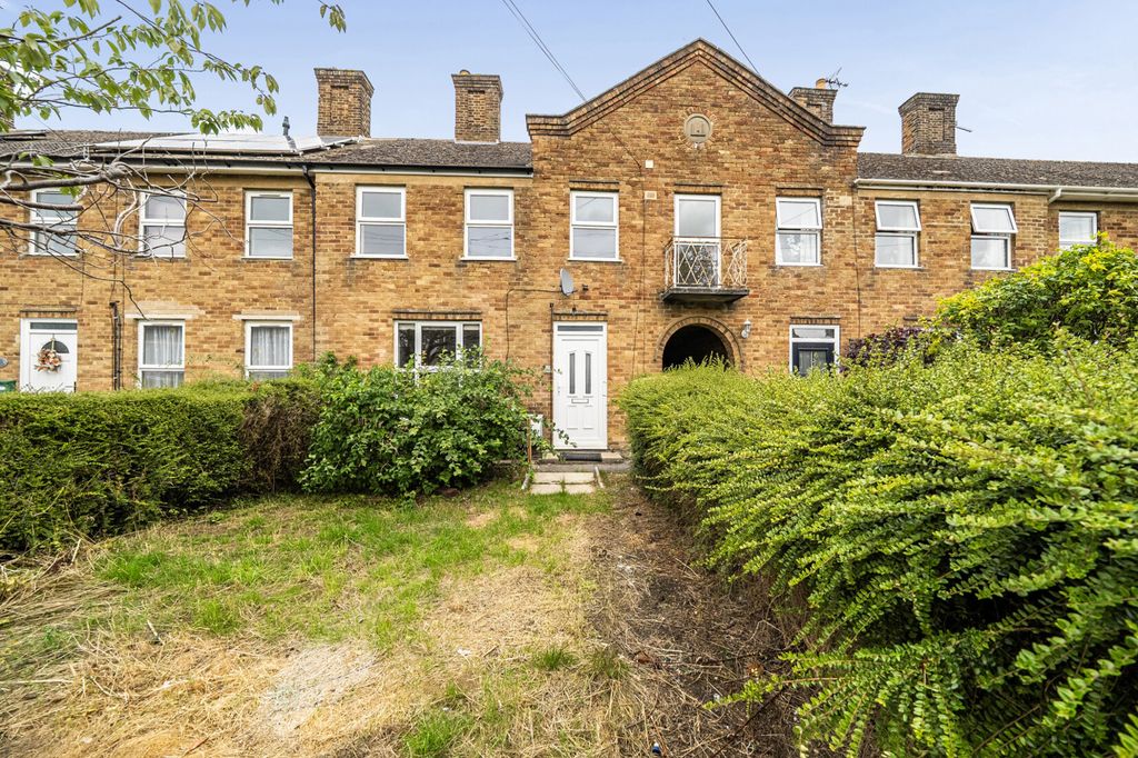 Property photo 1 of 24 External