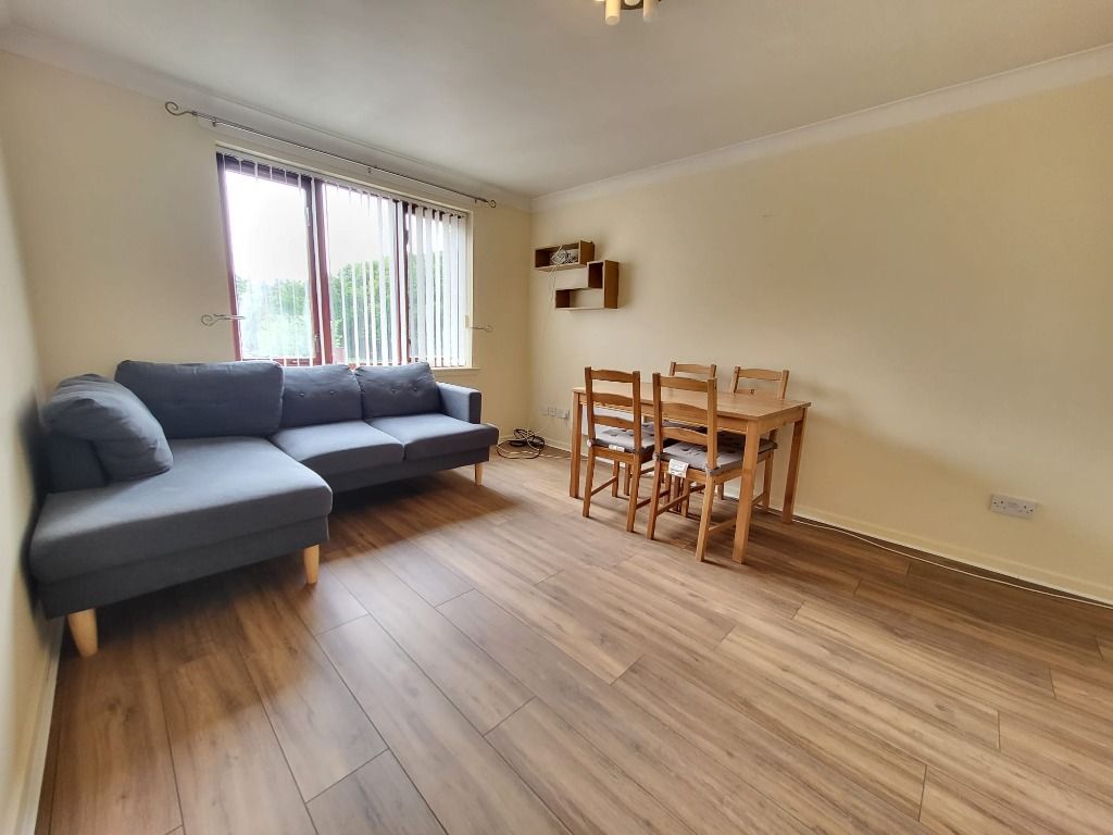 Property photo 2 of 8 Photo 2