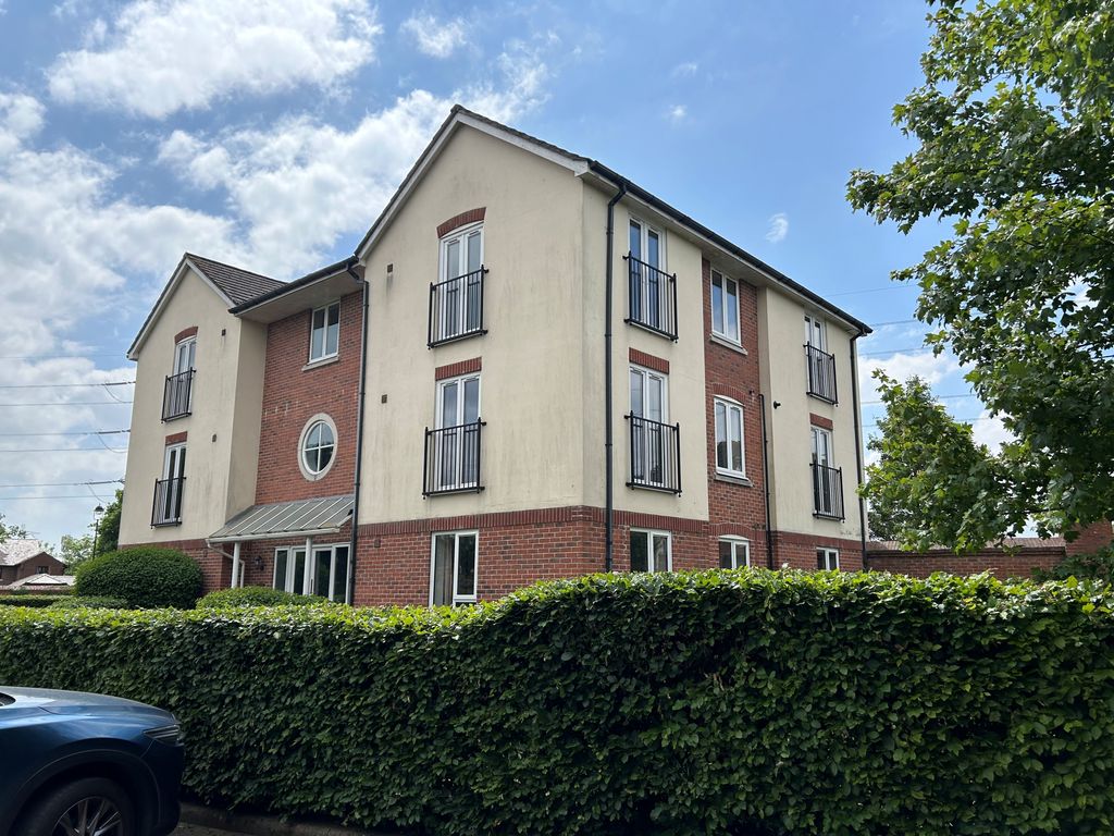 Property photo 2 of 12