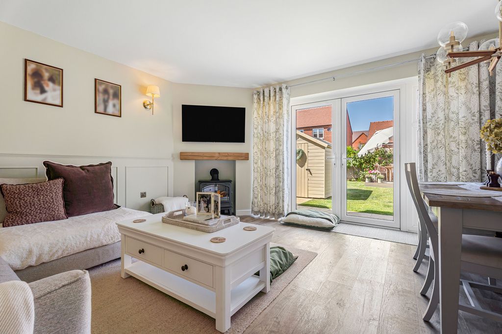 Property photo 3 of 18