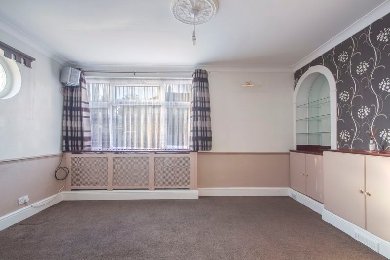 Property photo 3 of 17 Photo 15