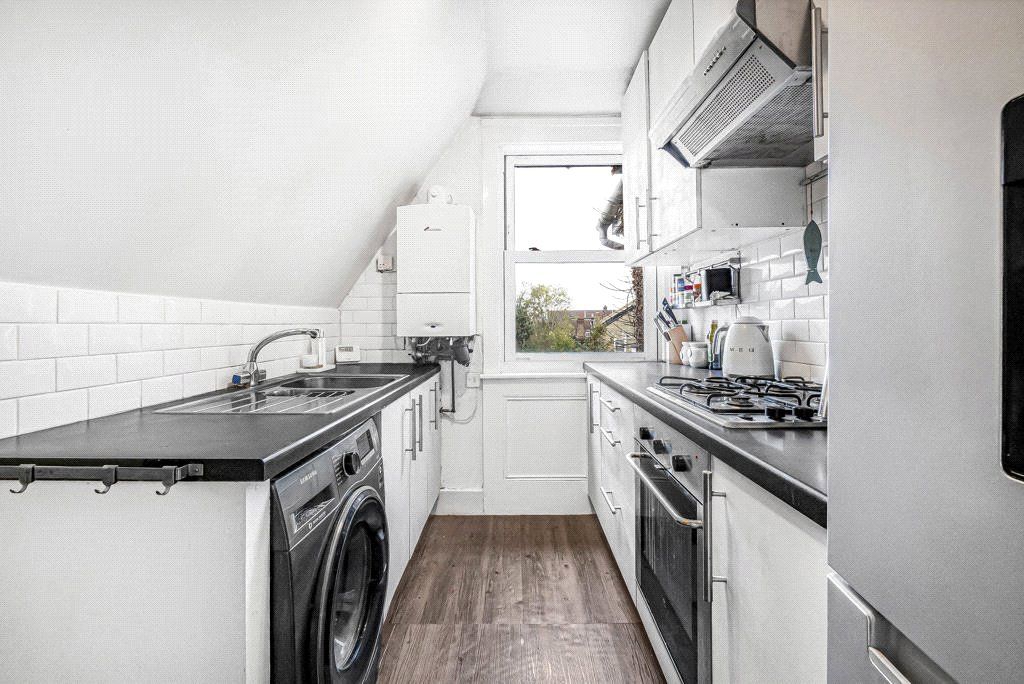 Property photo 3 of 16 Kitchen