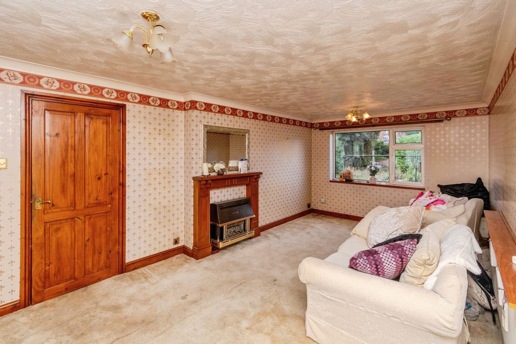 Property photo 2 of 17 Pbox-Img.Jpg