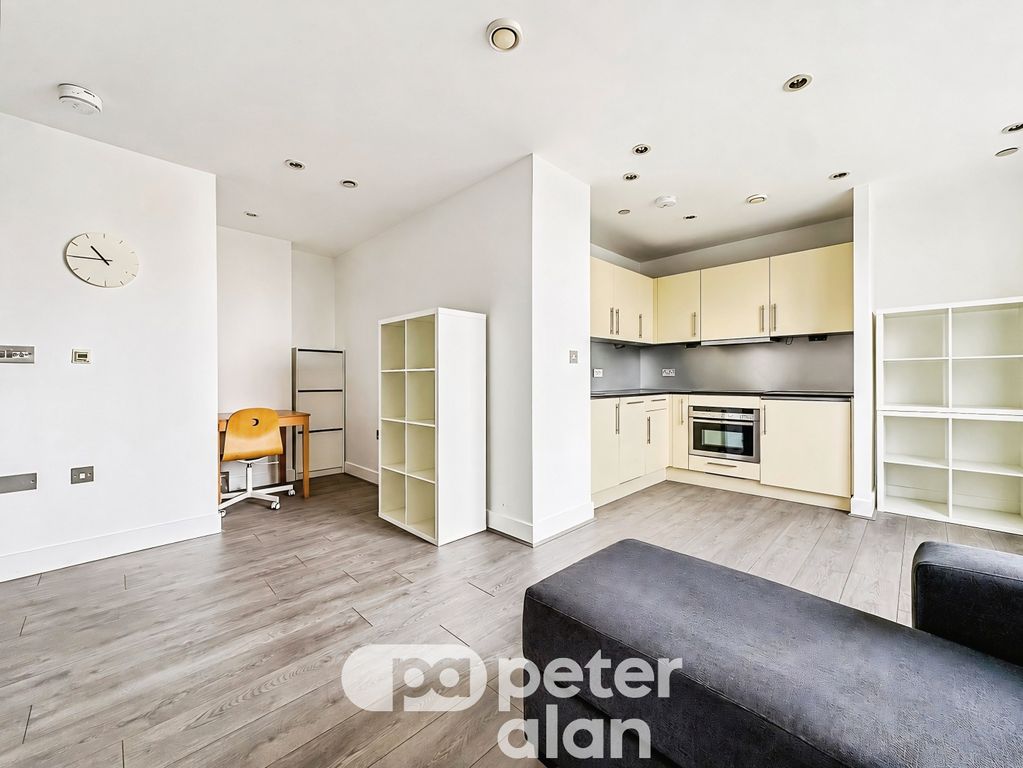 Property photo 3 of 13