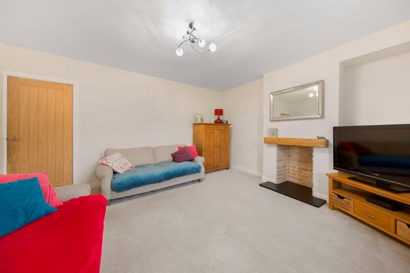 Property photo 2 of 32 Living-Room