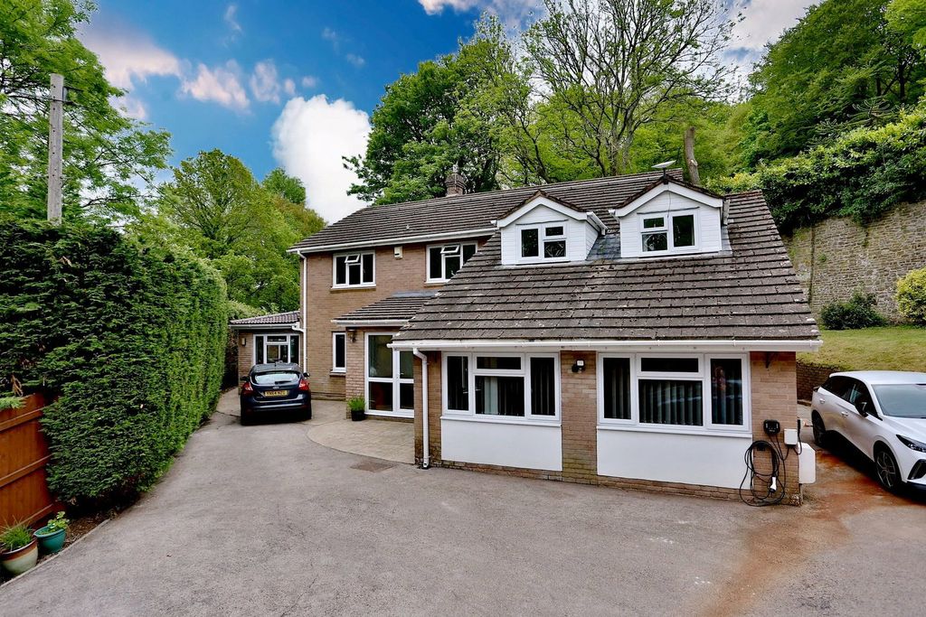 Property photo 1 of 49