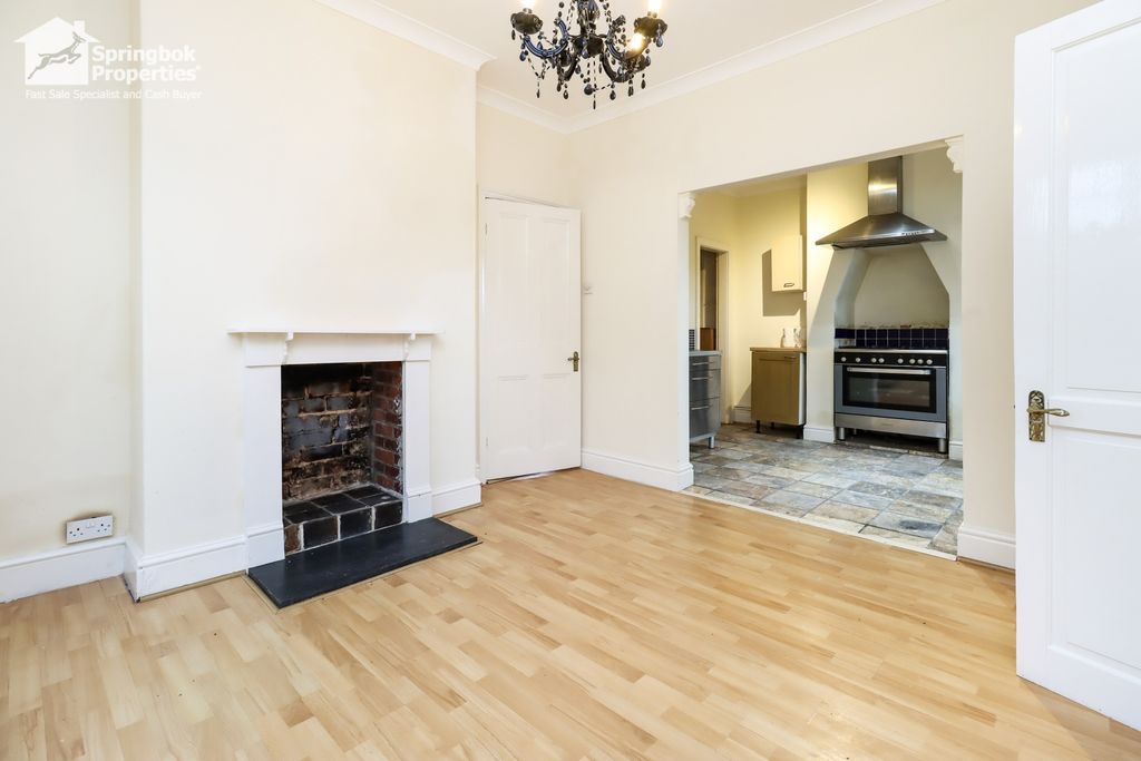 Property photo 3 of 16 Image 2