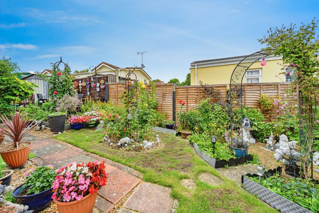 Property photo 2 of 14 Photo