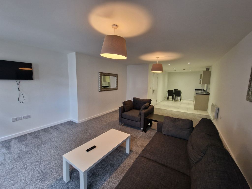 Property photo 2 of 12