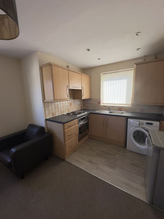 Property photo 3 of 9