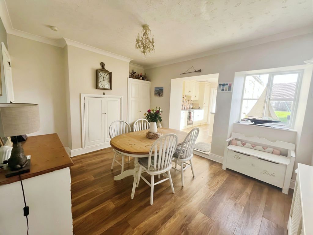 Property photo 1 of 16 Image