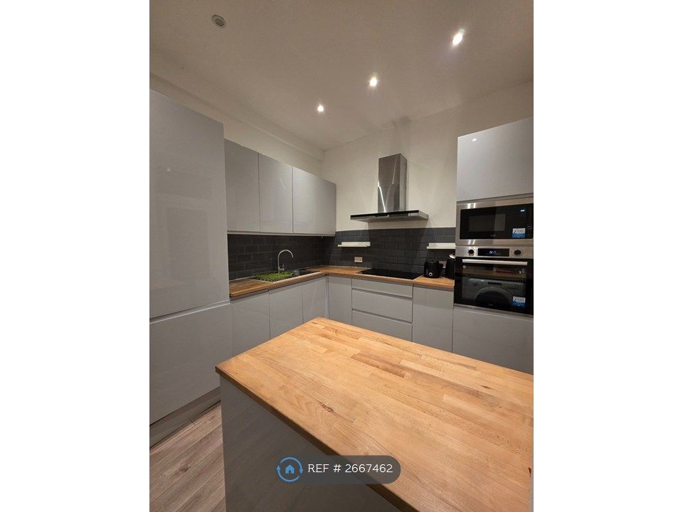 Property photo 3 of 5