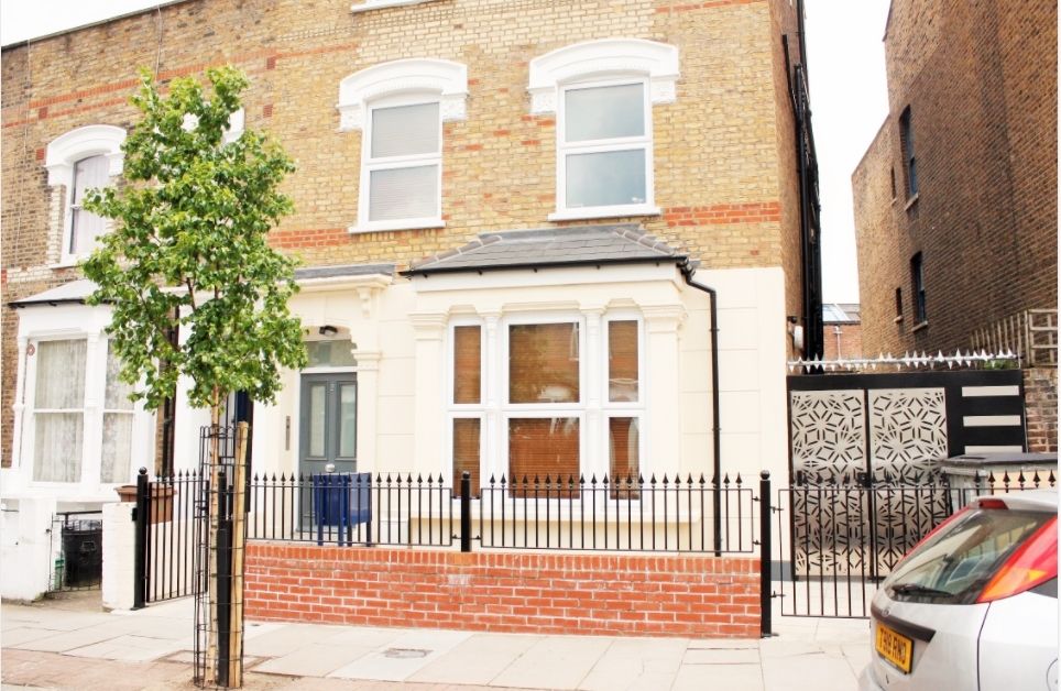 Property photo 1 of 4