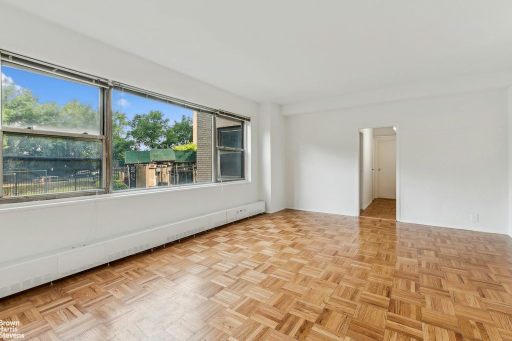 Property photo 3 of 13 <Alttext/>