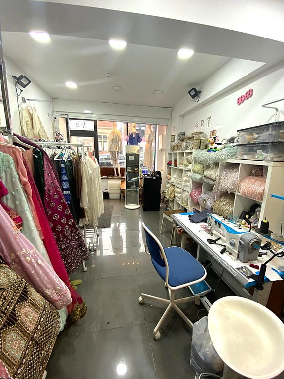 Property photo 2 of 6