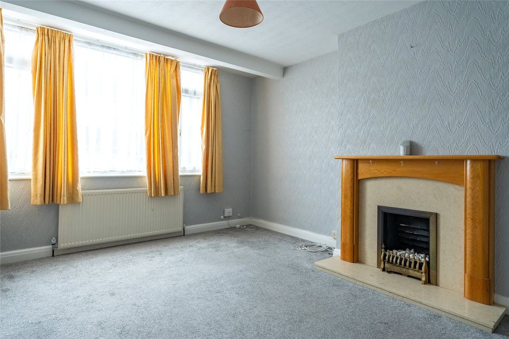 Property photo 2 of 14 Picture No. 01