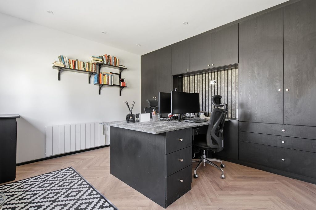 Additional image 13 of 4 bed detached house for saleNuptown Lane, Warfield RG42