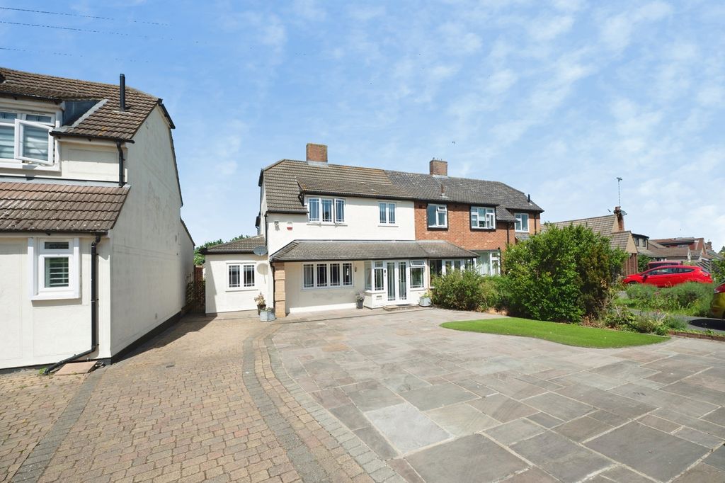Property photo 2 of 31 Pbox-Img.Jpg