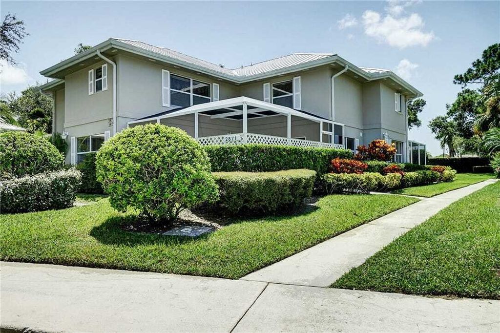Property photo 1 of 24