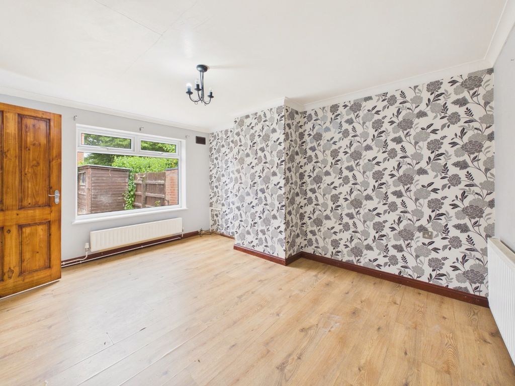 Property photo 3 of 18 5291743