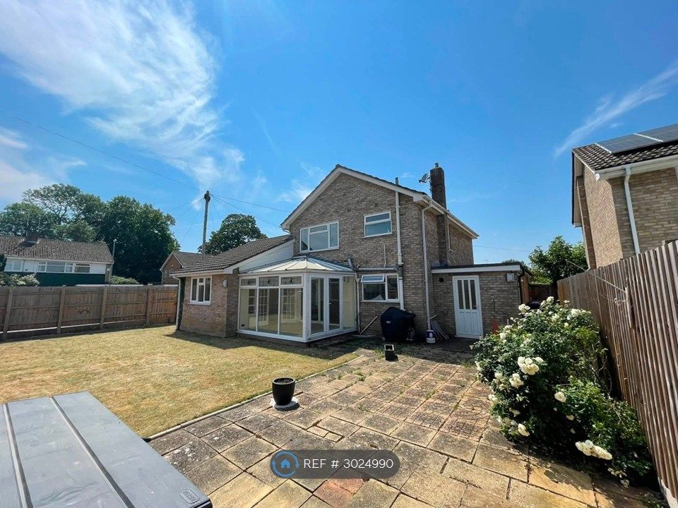 Property photo 2 of 8