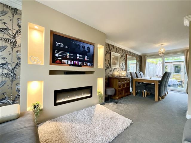 Property photo 2 of 21 Lounge/Dining Room