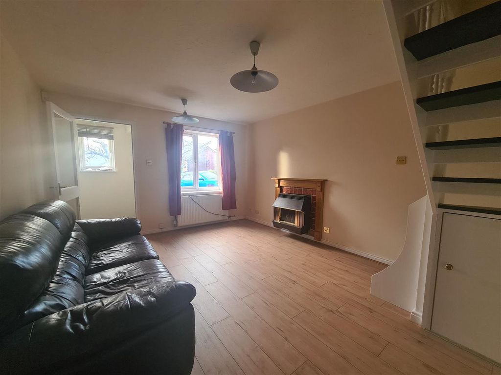 Property photo 3 of 11 20251119_085349.Jpg