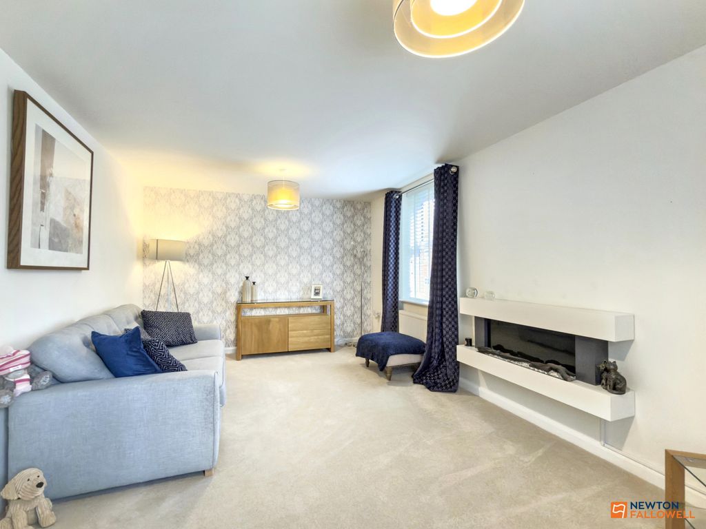 Property photo 3 of 31