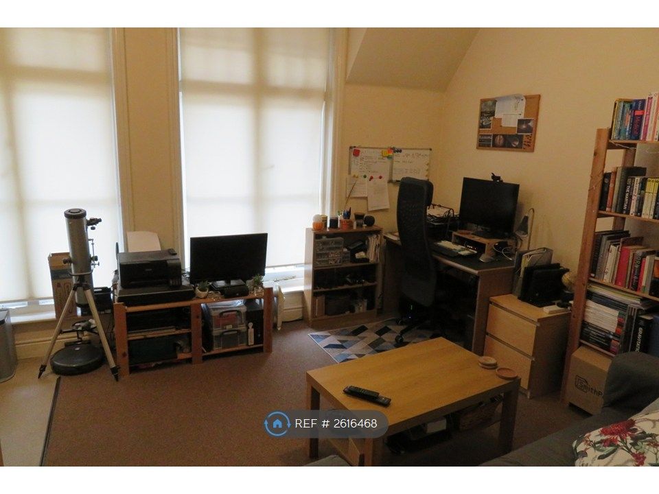 Property photo 2 of 5