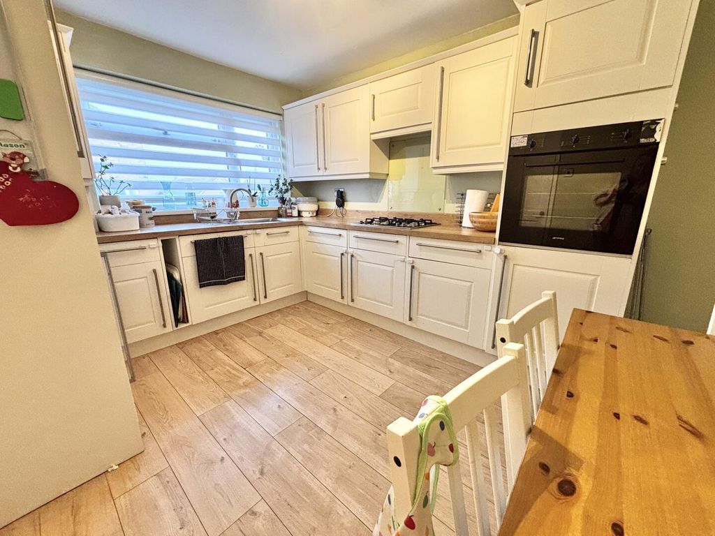 Property photo 2 of 12 Kitchen/Diner