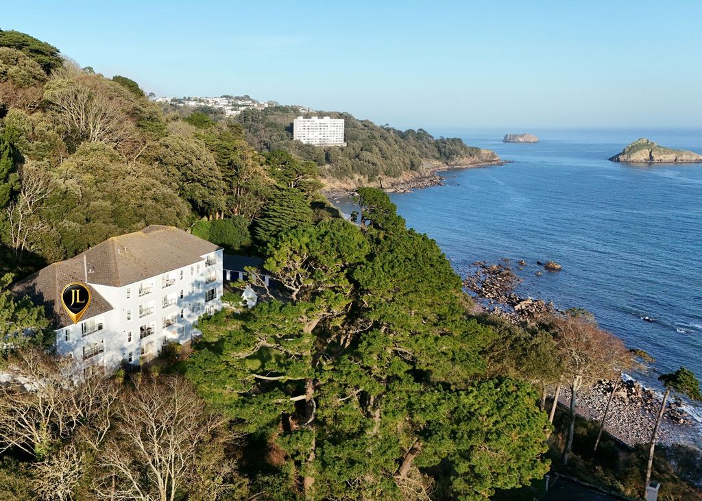 Property photo 1 of 34