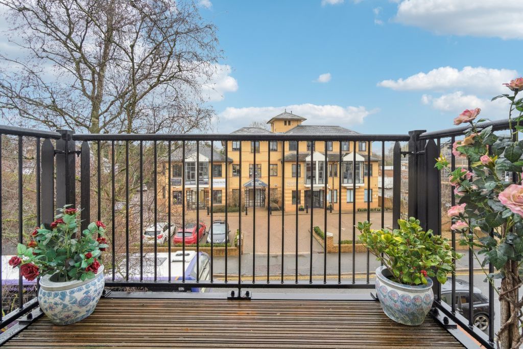 Property photo 2 of 17 Photo 18