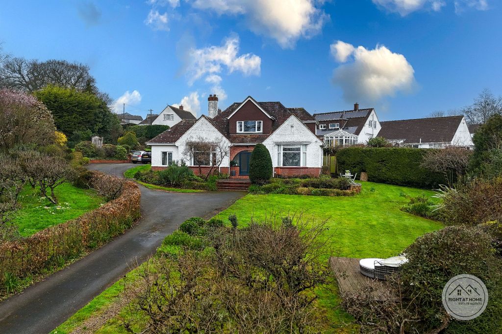 Property photo 1 of 39